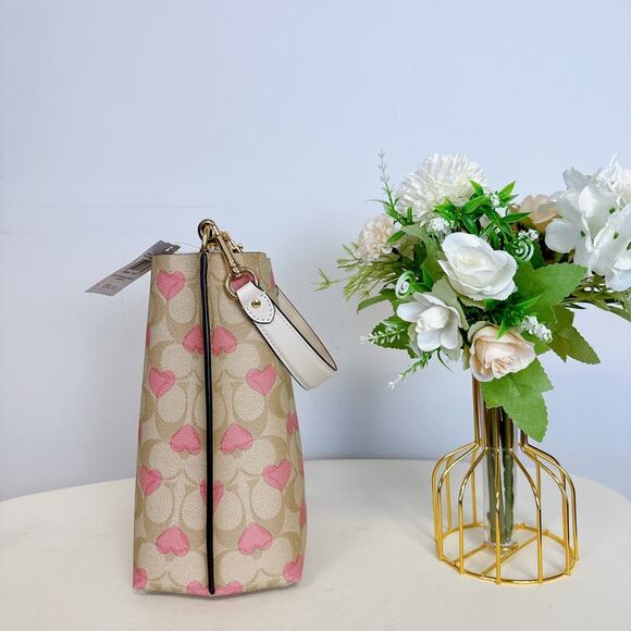 Coach CP056 Mollie Bucket Bag 22 In Signature Canvas IN Light Khaki Chalk Multi - Picture 4 of 7